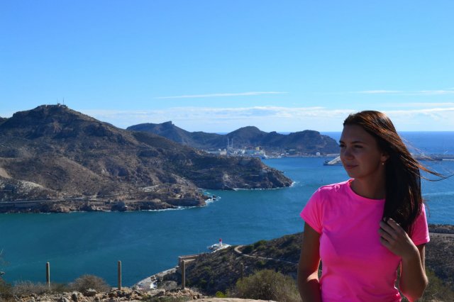 Yevheniia Nazarik studentka studiów magisterskich z zarządzania PWSTE w Jarosławiu na Politecnica de Cartagena – spędza zimowy semestr studiów w ramach programu Erasmus+