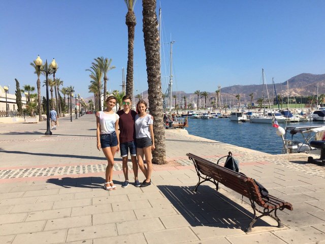 Olena Hriadun, Yevgen Rybka oraz Natalia Maliutova i Vlad Verteleckiy na Politecnica de Cartagena spędzają semestr studiów w ramach programu Erasmus+ (19.09.2016 r. – 11.02.2017 r.) 
