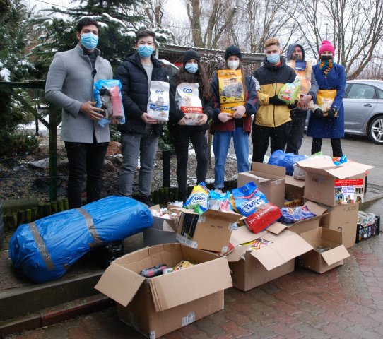 II WIZYTA U KOCHANYCH ZWIERZAKÓW  ZE SCHRONISKA W ORZECHOWCACH - 05.03.2021 r.