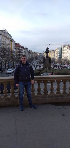 Roman Krasovskyi - student zarządzania PWSTE w Jarosławiu na poziomie magisterskim spędził semestr letni 2019/2020 na czeskim Metropolitan University Prague ! ! !
