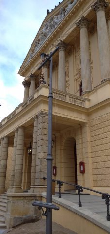 Roman Krasovskyi - student zarządzania PWSTE w Jarosławiu na poziomie magisterskim spędził semestr letni 2019/2020 na czeskim Metropolitan University Prague ! ! !