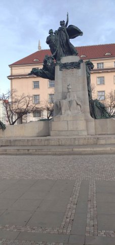 Roman Krasovskyi - student zarządzania PWSTE w Jarosławiu na poziomie magisterskim spędził semestr letni 2019/2020 na czeskim Metropolitan University Prague ! ! !